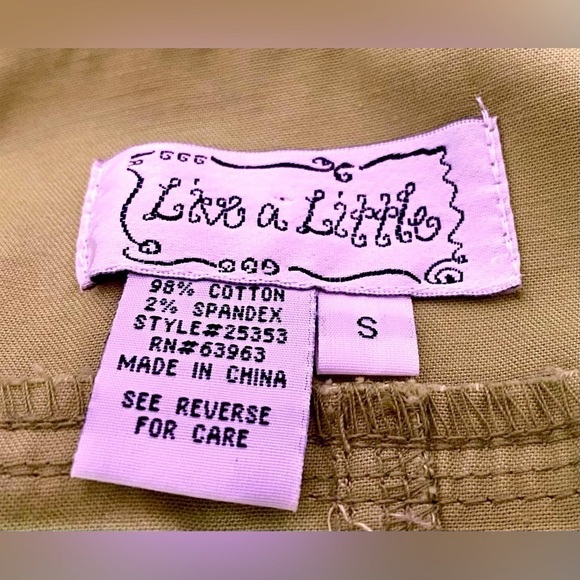 ๐
Liv a Little * ๐ Green Sz Small Denim-like Button jacket technical 98% Cotton - Picture 11 of 12